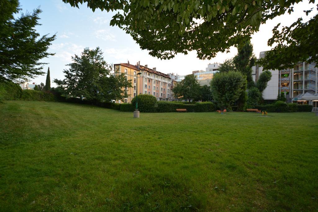 Hotel Lux Grenoble Dış mekan fotoğraf