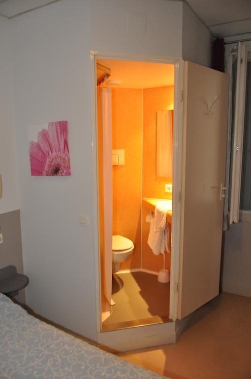 Hotel Lux Grenoble Oda fotoğraf